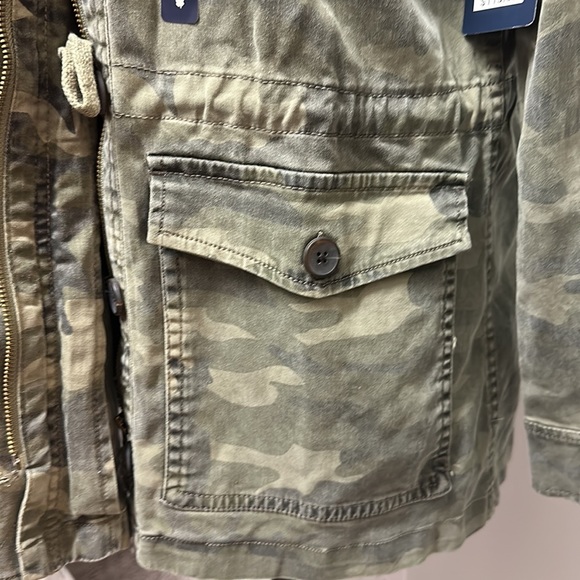 Lucky Brand Camo Jacket - Picture 6 of 12